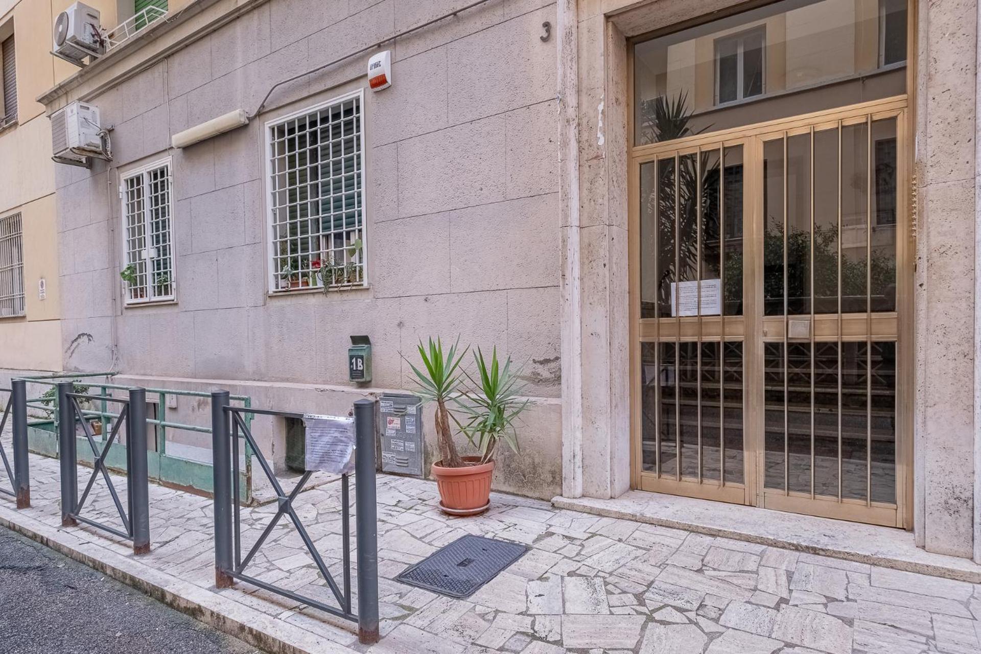 Apartment Orange Blue House 1bedr Metro Re Di *