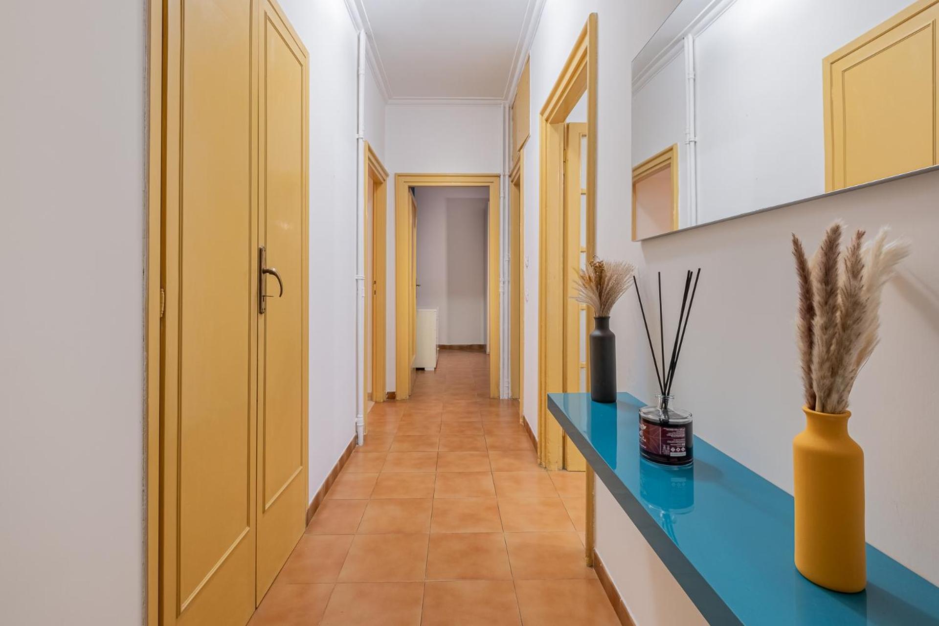 Orange Blue House 1bedr Metro Re Di Apartment Rom